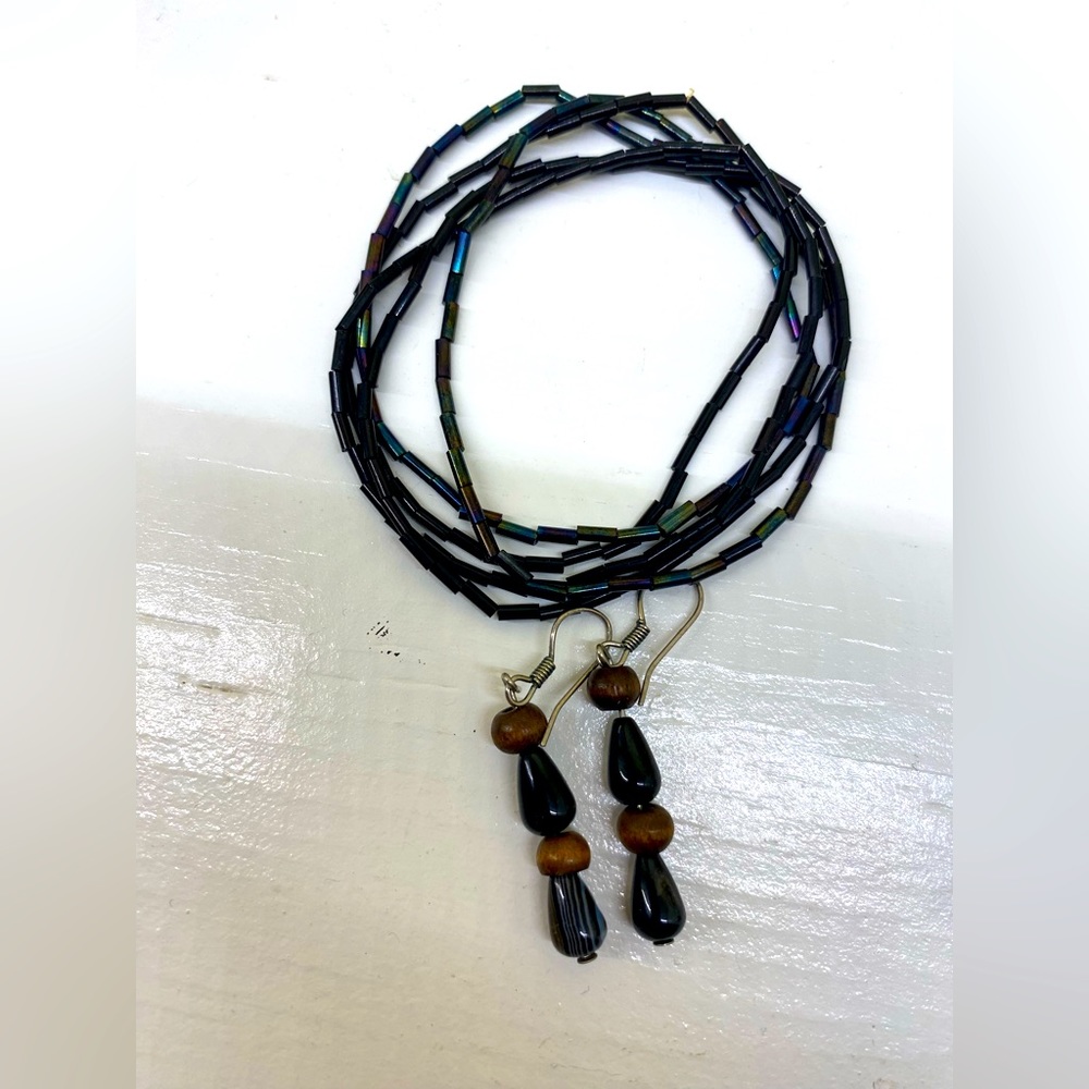🌈 5 Black Iridescent Stretchy Beaded Bracelets w Black/brown Bead Drop Earrings